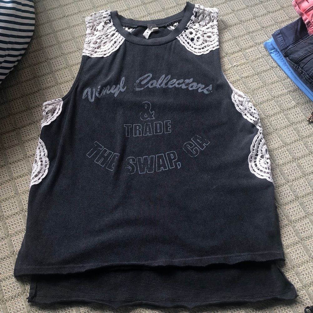 Free People- Vintage muscle t
